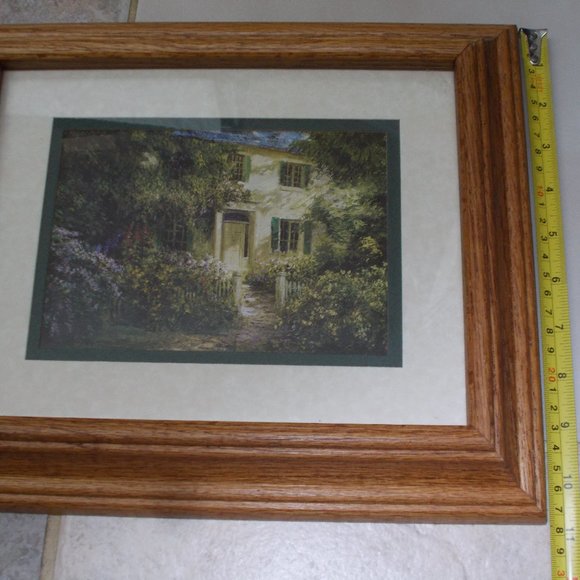 Gorgeous cottage print matted and framed, approximately 11"x13" - Picture 3 of 5